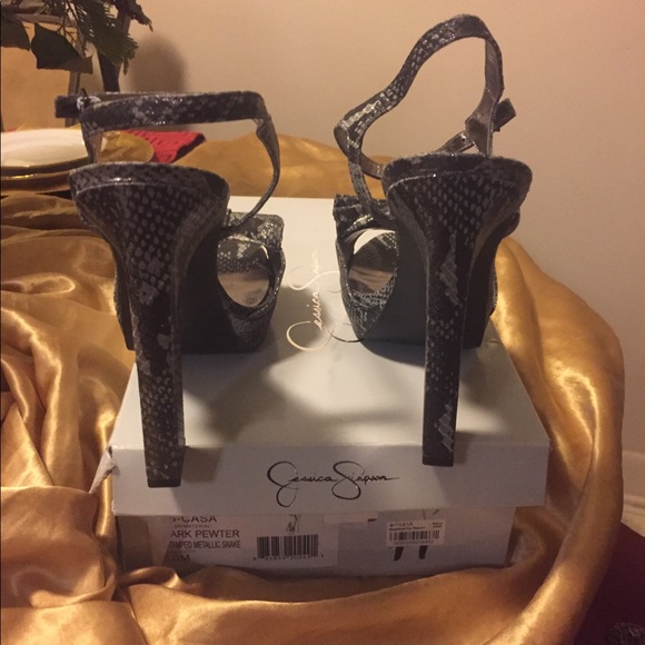 ❌SOLD❌NEW Snake Skin Open Toe Heel’s - Picture 2 of 6